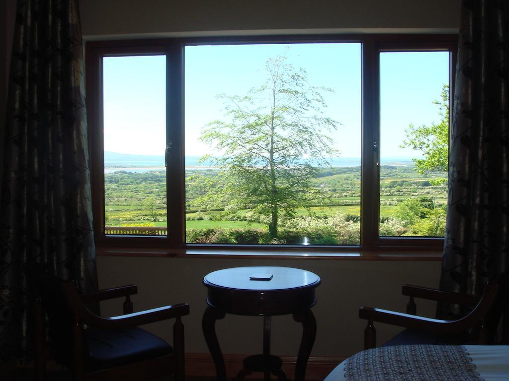 Benbulben Farmhouse B&B Drumcliff Room photo